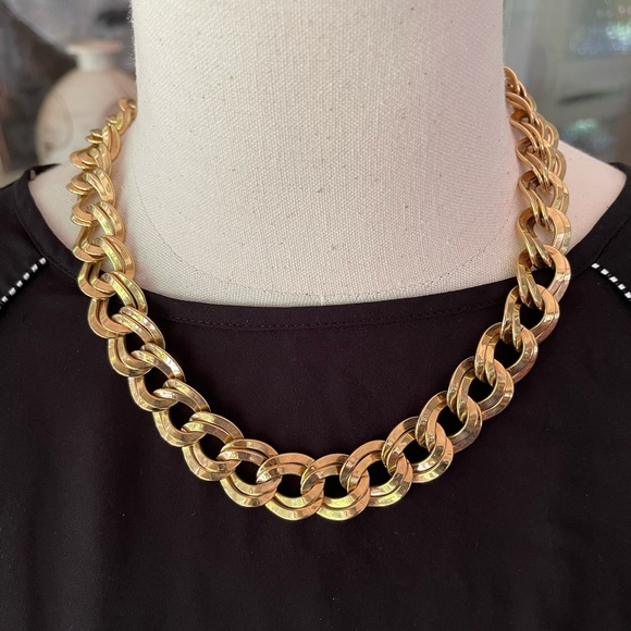 Vintage Monet Double Link Curb Chain- Hefty Gold Tone Necklace - Picture 3 of 4